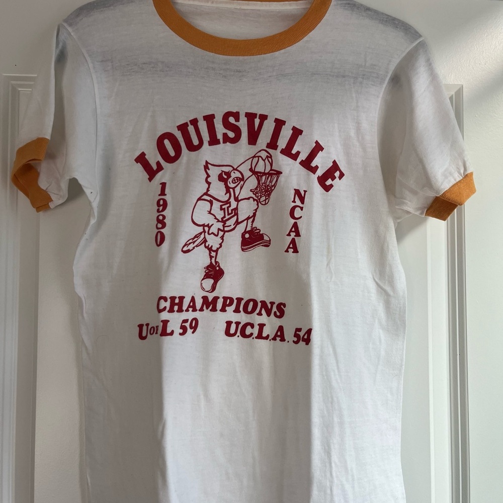 Vintage Louisville Cardinals 1980 NCAA Champions T-Shirt